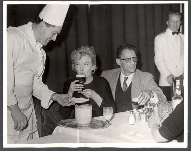 Marilyn Monroe, Shannon Airport, 1956