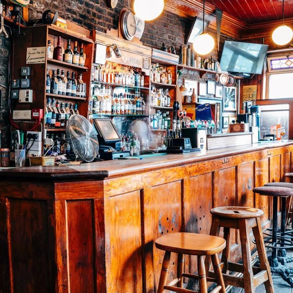 Why Old Irish Pub Counters Matter
