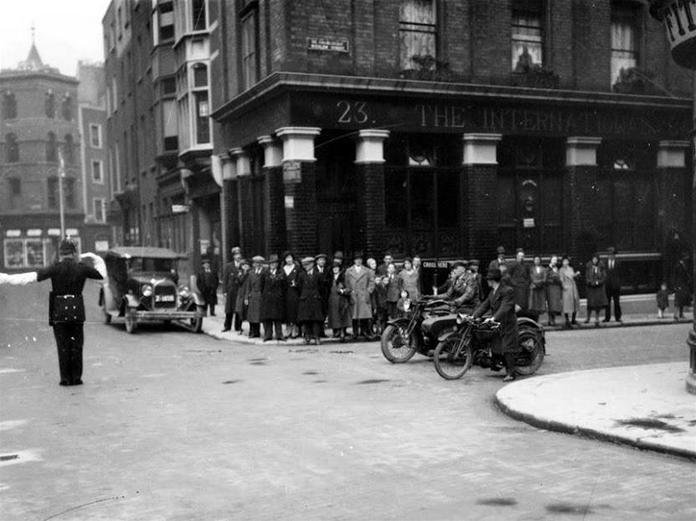 The International Bar, Wicklow Street, Dublin, 1940's